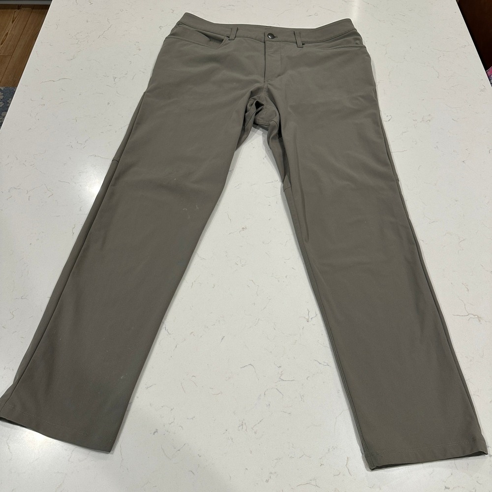 Lululemon Mens Commission ABC Pants Classic 33x31 Khaki Gray Stretch Trousers
